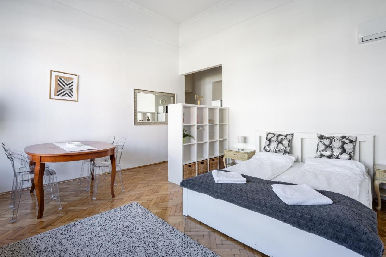 Vulcan Studio Near Danube Budapest Eksteriør bilde